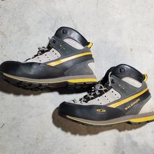 SALAMON MEN'S HIKING BOOTS 11.5